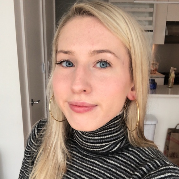 Meet your Posher, Rachel - Picture 1 of 1